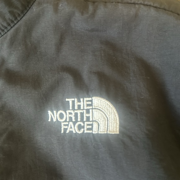 The north face black Denali jacket size small all zippers work great condition - Picture 2 of 4
